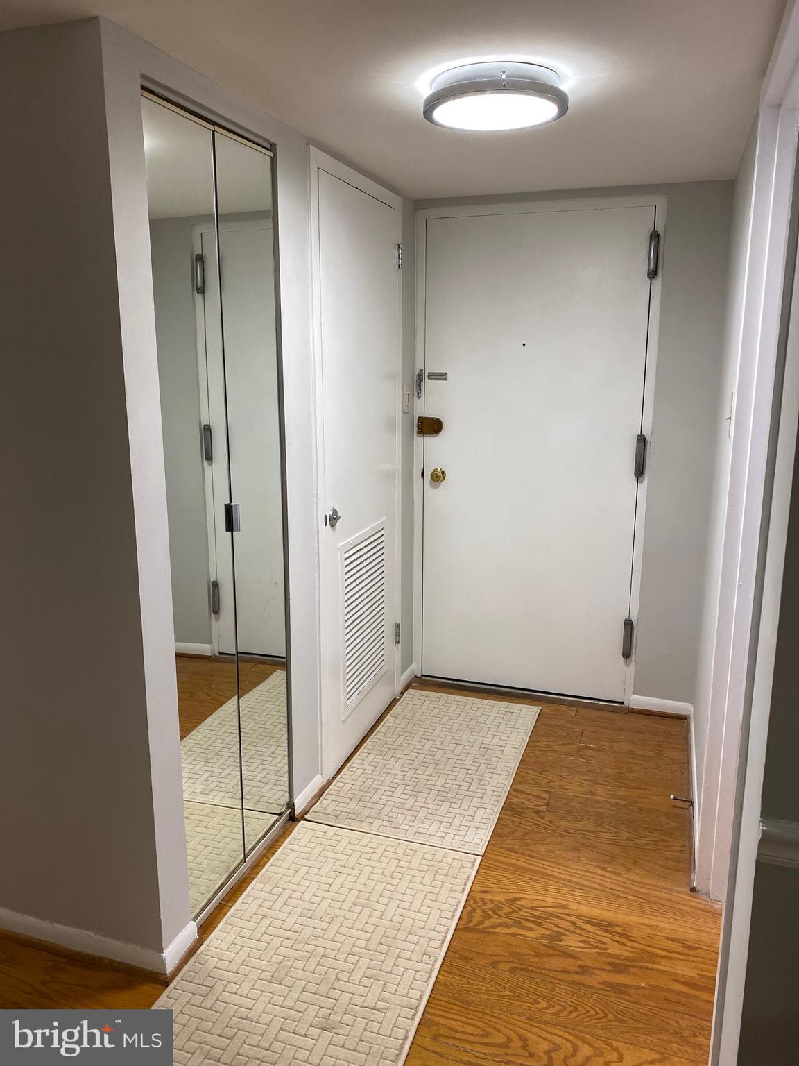 1402 Northgate Square, Unit 12B Reston, VA 20190 - Photo 3 of 14 Gallery Image 3