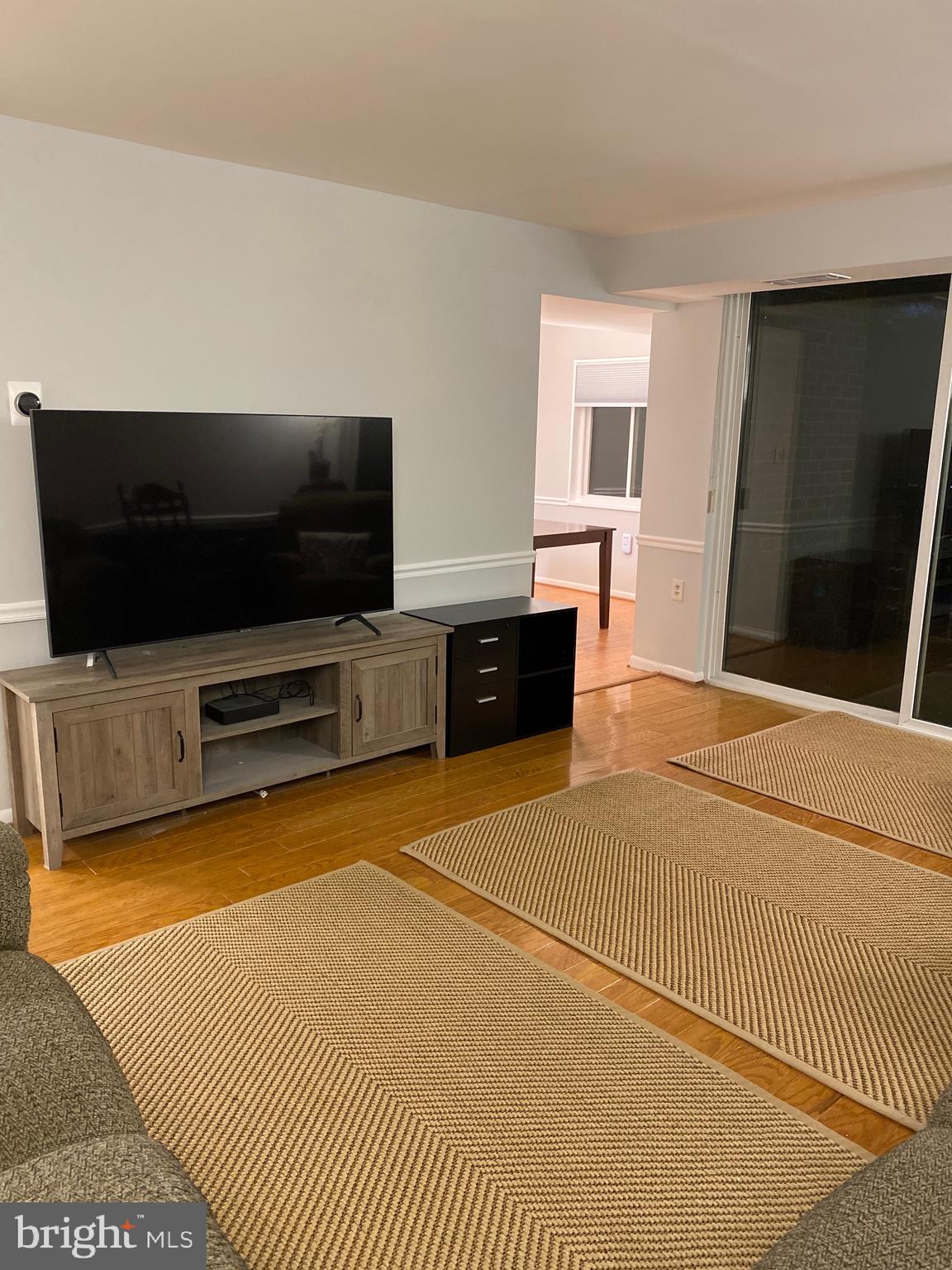 1402 Northgate Square, Unit 12B Reston, VA 20190 - Photo 6 of 14 Gallery Image 6