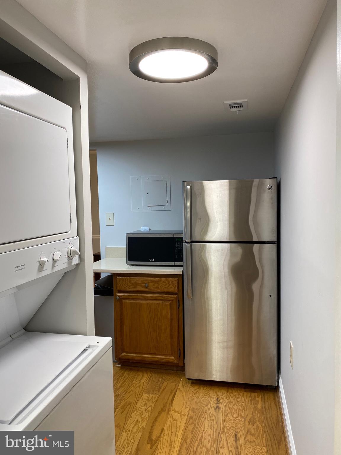 1402 Northgate Square, Unit 12B Reston, VA 20190 - Photo 8 of 14 Gallery Image 8