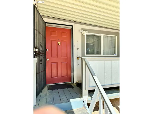 $268,000 | 1600 Rhododendron Drive, Unit 218, Florence, OR 97439