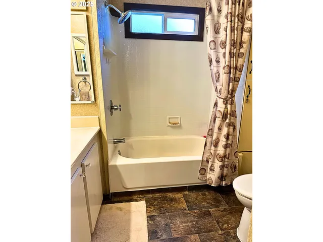 $268,000 | 1600 Rhododendron Drive, Unit 218, Florence, OR 97439