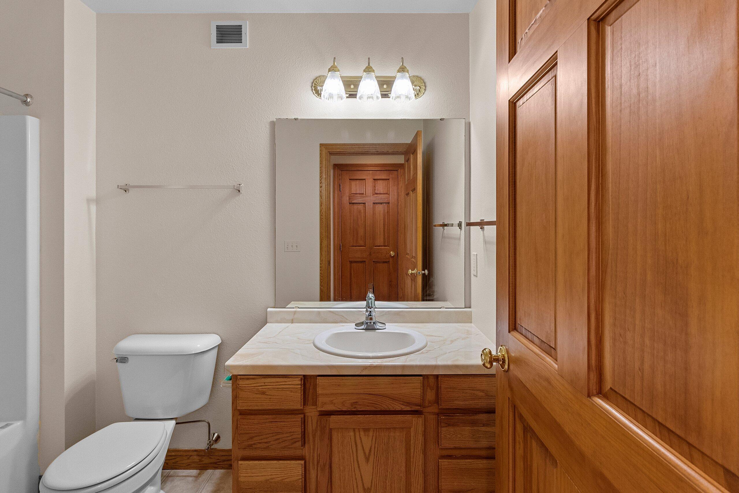 2121 45th Street, Unit J Two Rivers, WI 54241 - Photo 35 of 66 042-212145thStreet-TwoRivers-WI-54241-SM