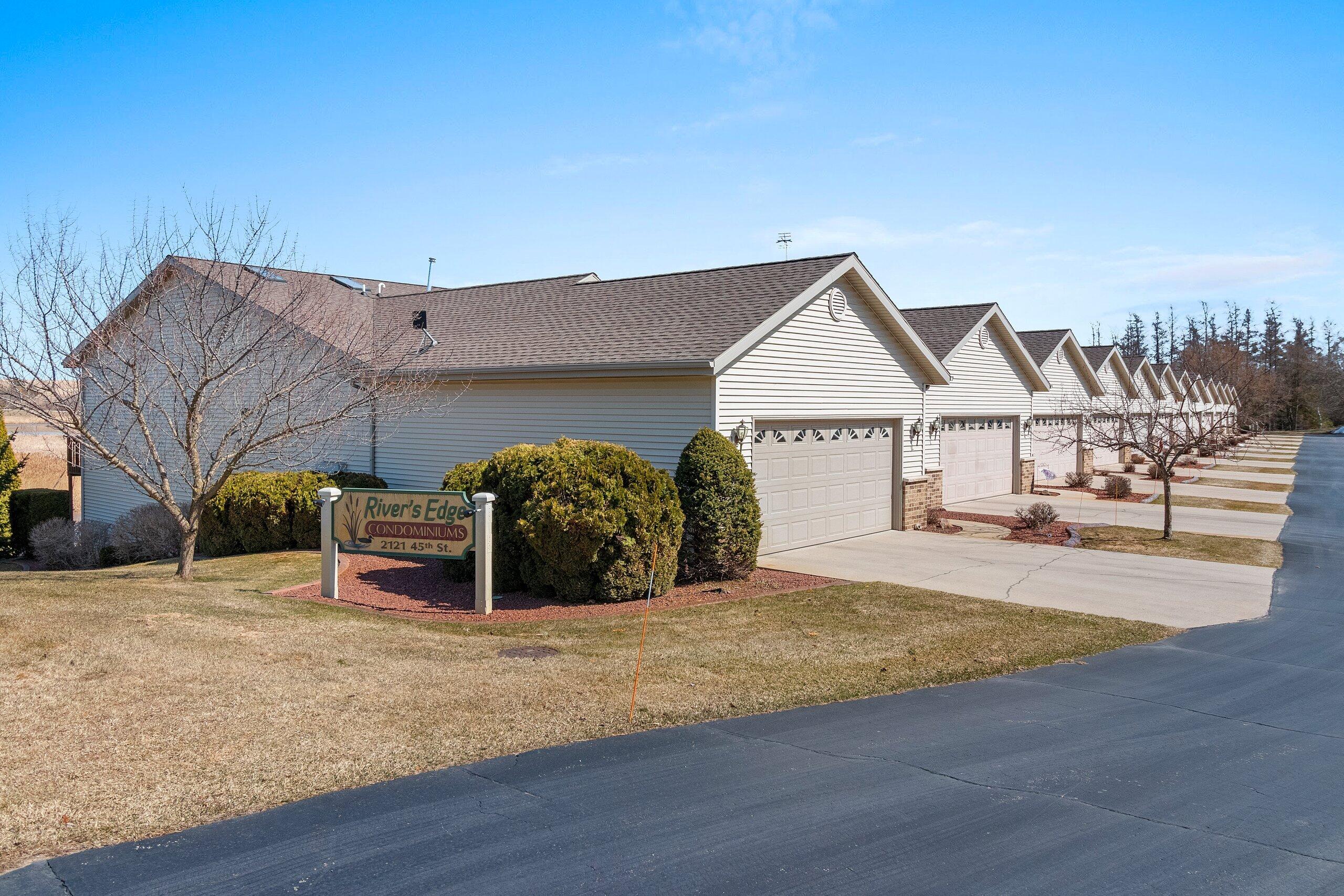 2121 45th Street, Unit J Two Rivers, WI 54241 - Photo 63 of 66 010-212145thStreet-TwoRivers-WI-54241-SM