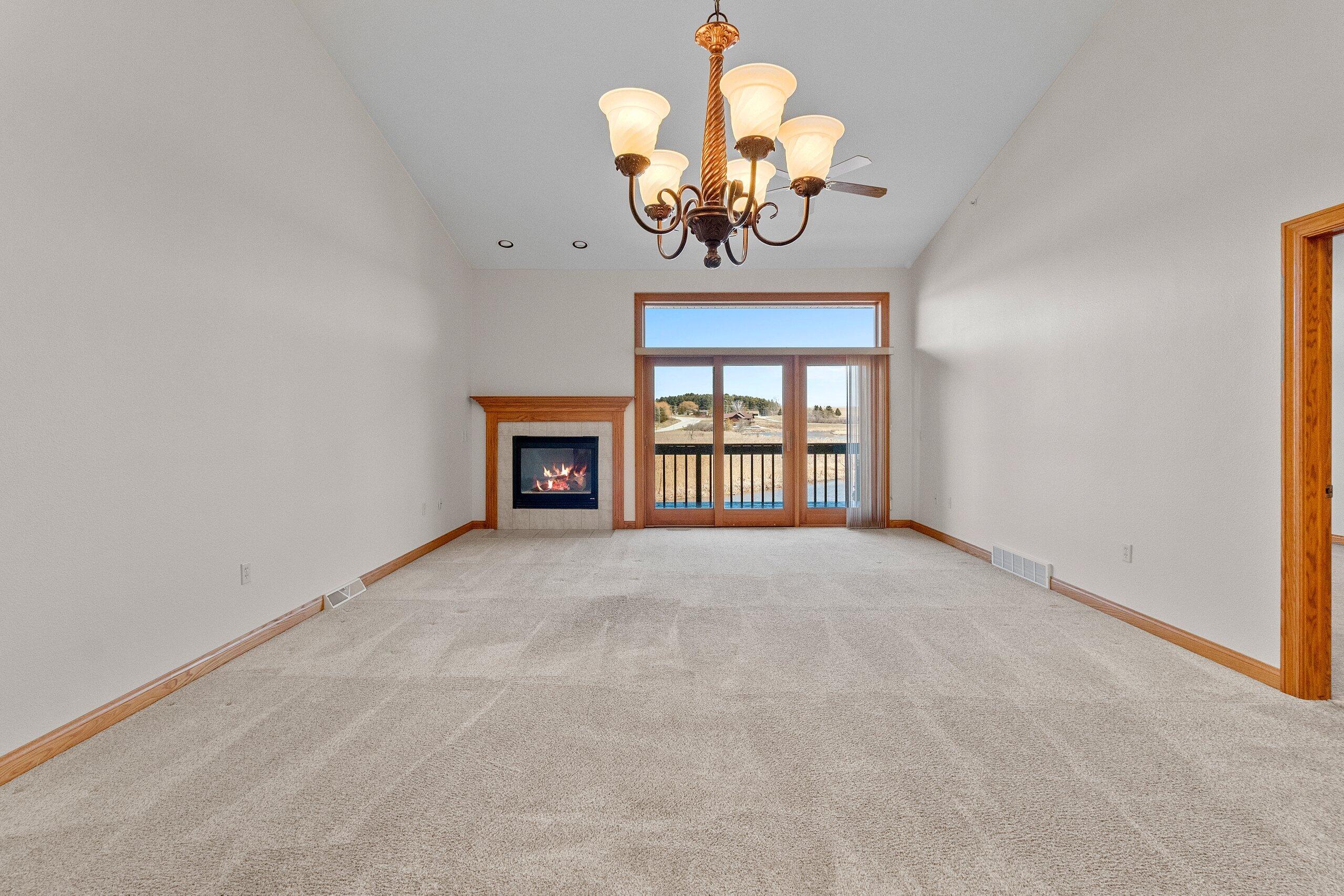 2121 45th Street, Unit J Two Rivers, WI 54241 - Photo 9 of 66 022-212145thStreet-TwoRivers-WI-54241-SM