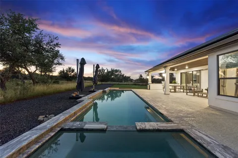 $1,195,000 | 412 Oak Park Drive, Spicewood, TX 78669