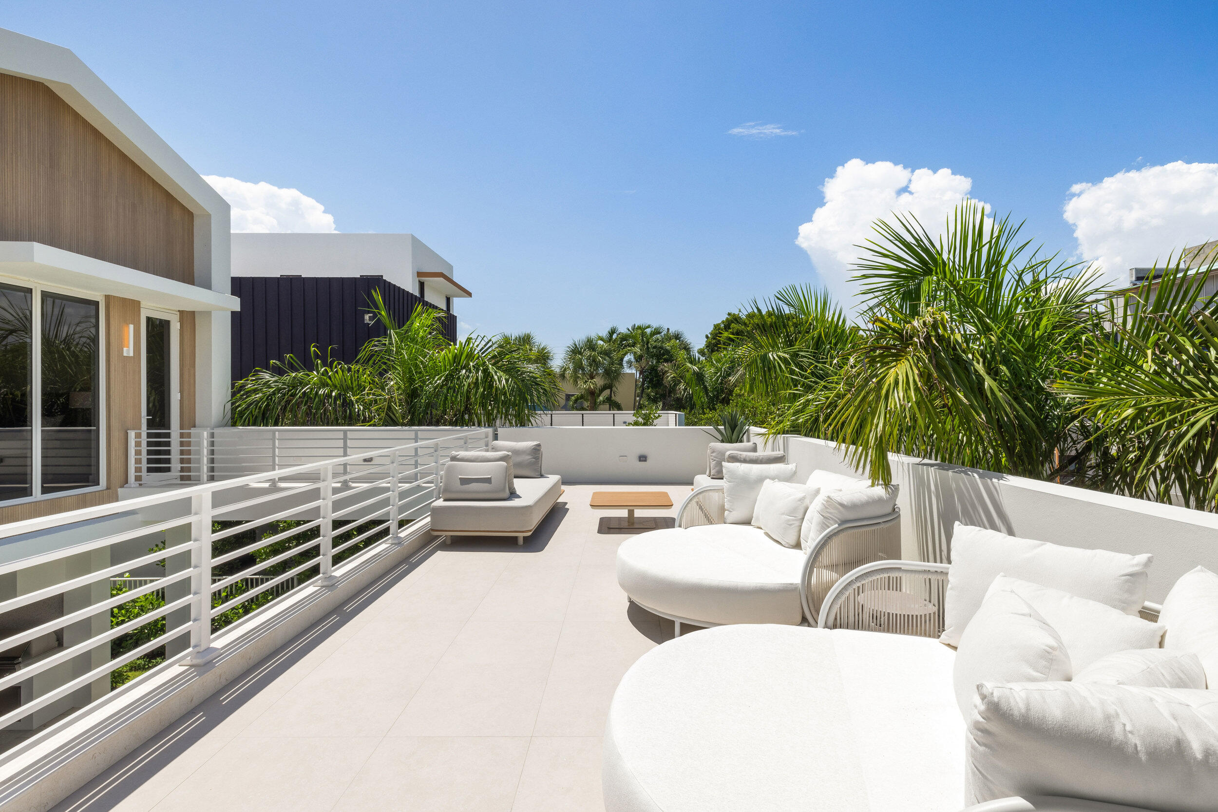 812 Palm Trail Delray Beach, FL 33483 - Photo 32 of 87 44_et6a3984