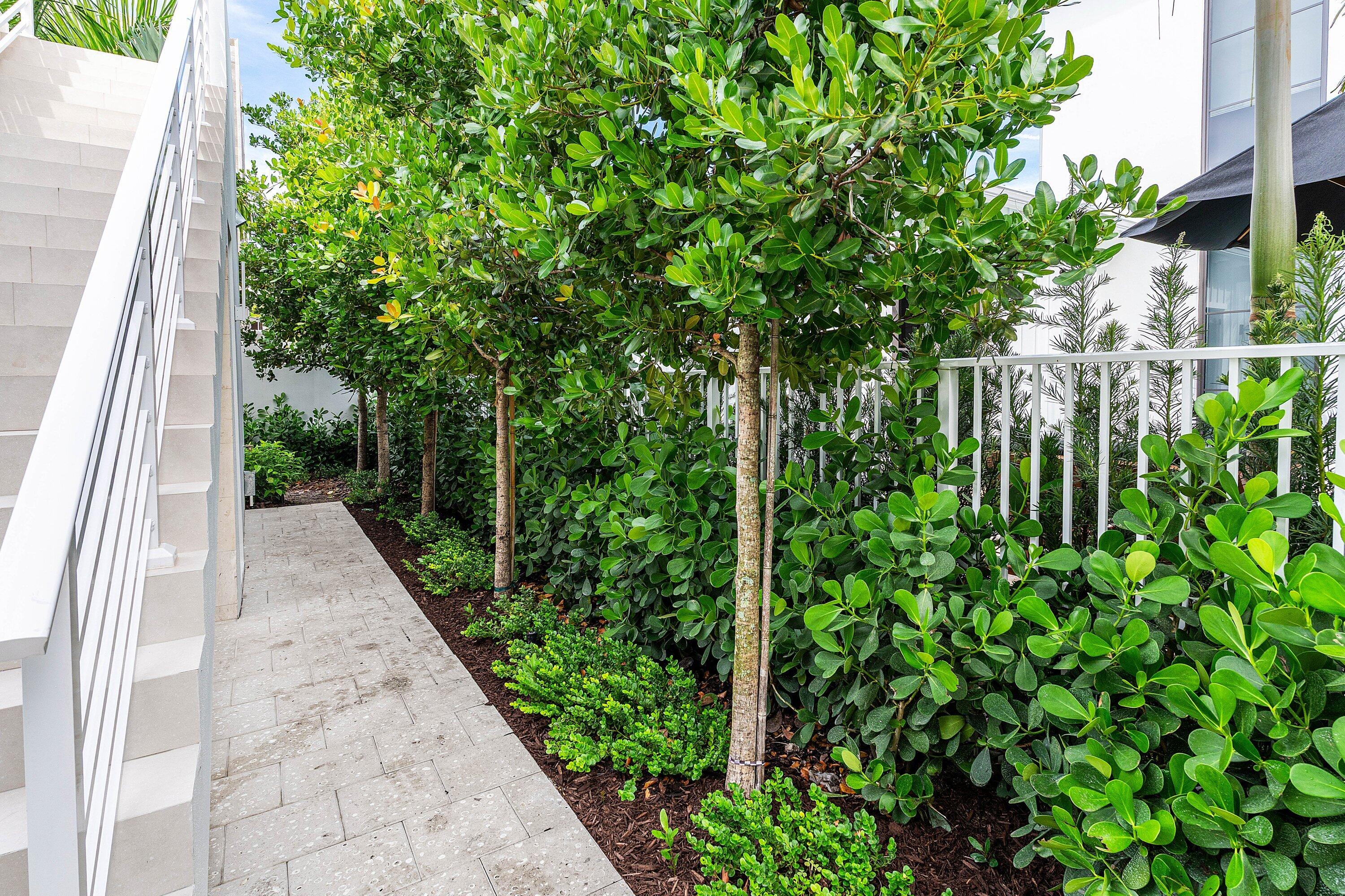 812 Palm Trail Delray Beach, FL 33483 - Photo 63 of 87 012-812PalmTrail-DelrayBeach-FL-33483-SM