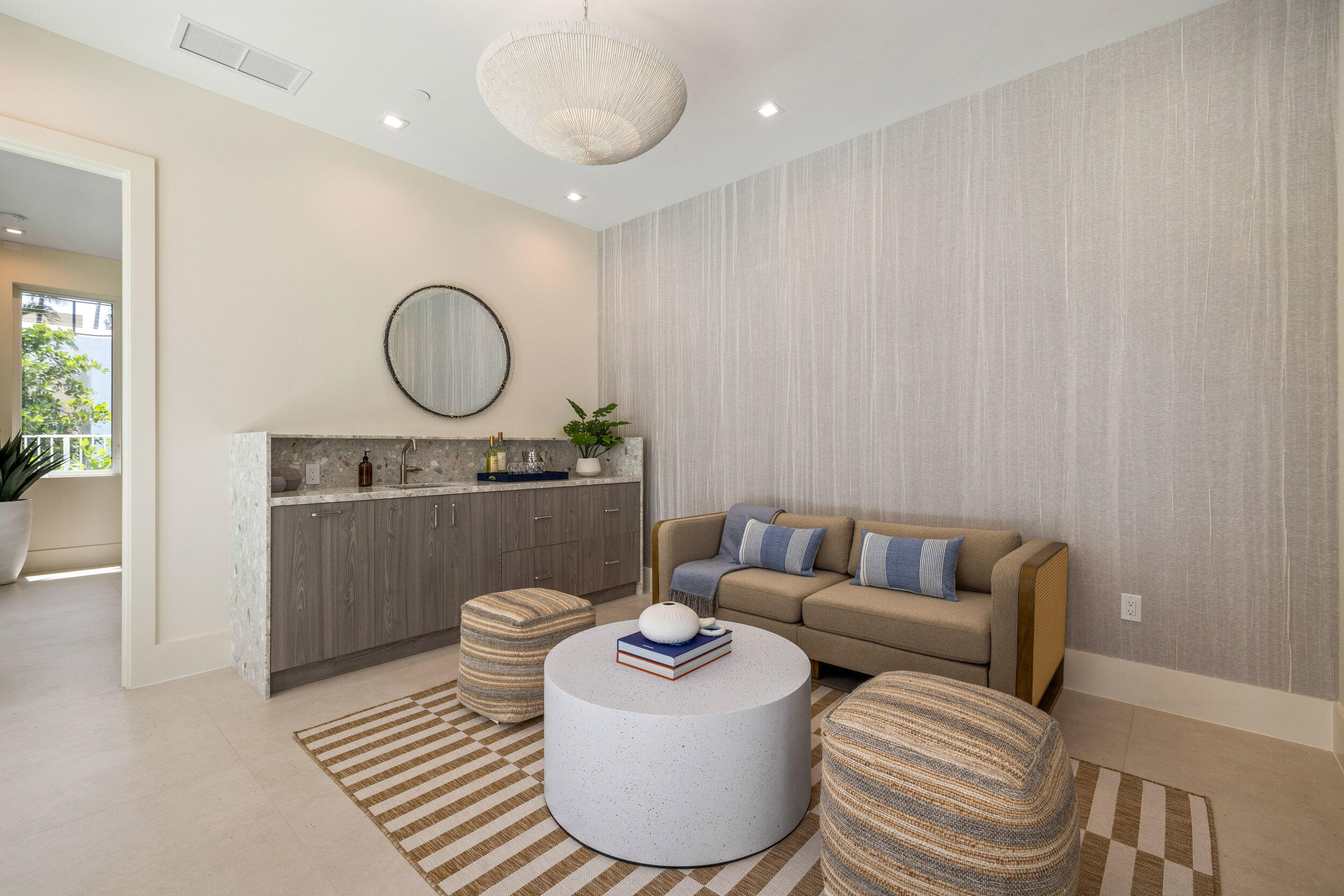 812 Palm Trail Delray Beach, FL 33483 - Photo 64 of 87 66_et6a4274