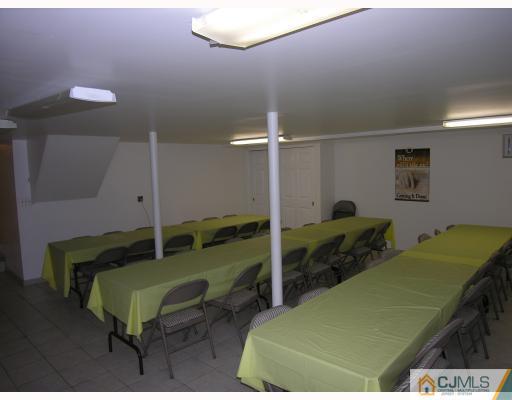 954 River Road Piscataway, NJ 08854 - Photo 8 of 10 Gallery Image 8