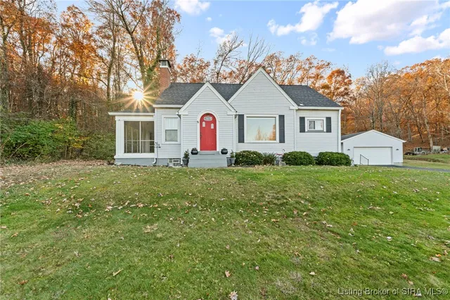 $289,900 | 1519 Valley View Road, New Albany, IN 47150