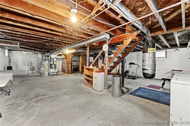 $289,900 | 1519 Valley View Road, New Albany, IN 47150