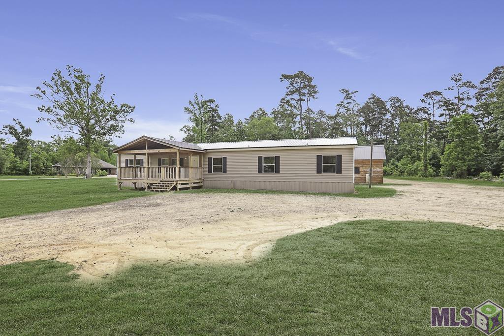 30288 Pine Alley Road Springfield, LA 70462 - Photo 2 of 32