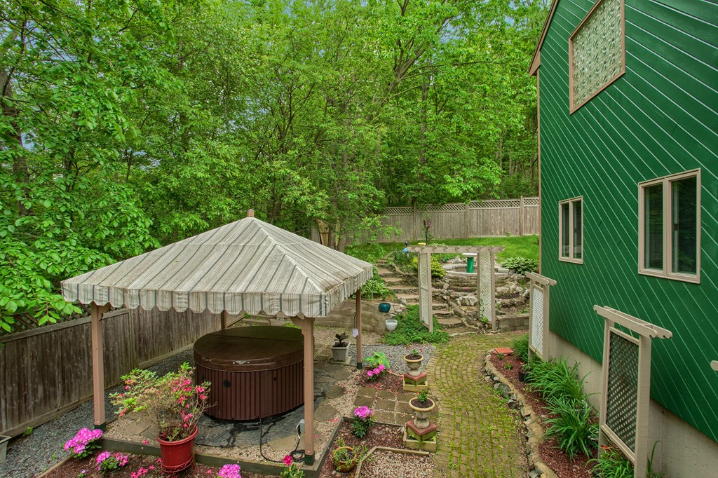22 Boxford Road Haverhill, MA 01835 - Photo 8 of 30 Gallery Image 8