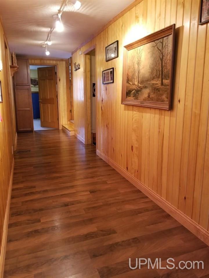 1116 North Co Road Manistique, MI 49854 - Photo 19 of 29
