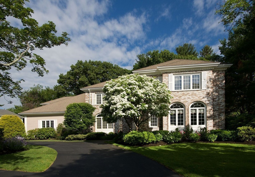 71 Sharpe Road Newton, MA 02459 - Photo 3 of 18
