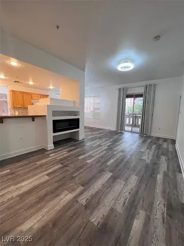$1,625 | 75 East Agate Avenue, Unit 209, Las Vegas, NV 89123