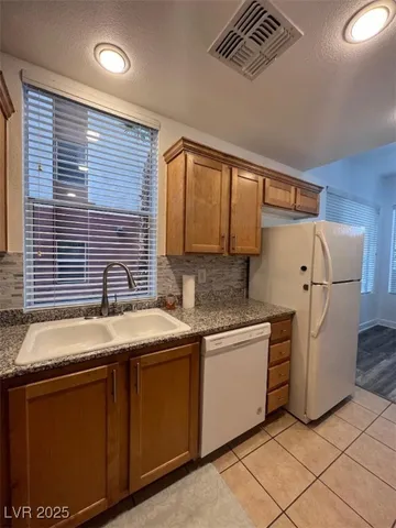 $1,625 | 75 East Agate Avenue, Unit 209, Las Vegas, NV 89123