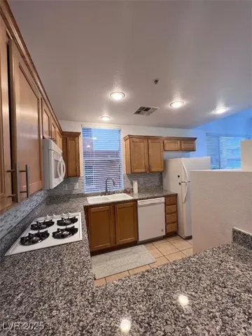 $1,625 | 75 East Agate Avenue, Unit 209, Las Vegas, NV 89123