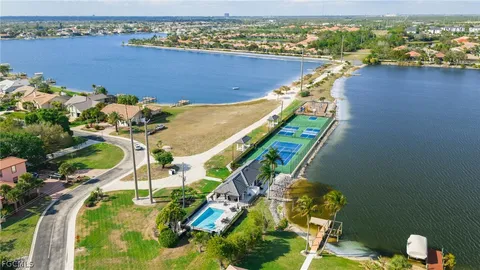 $779,000 | 5100 Harborage Drive, Fort Myers, FL 33908