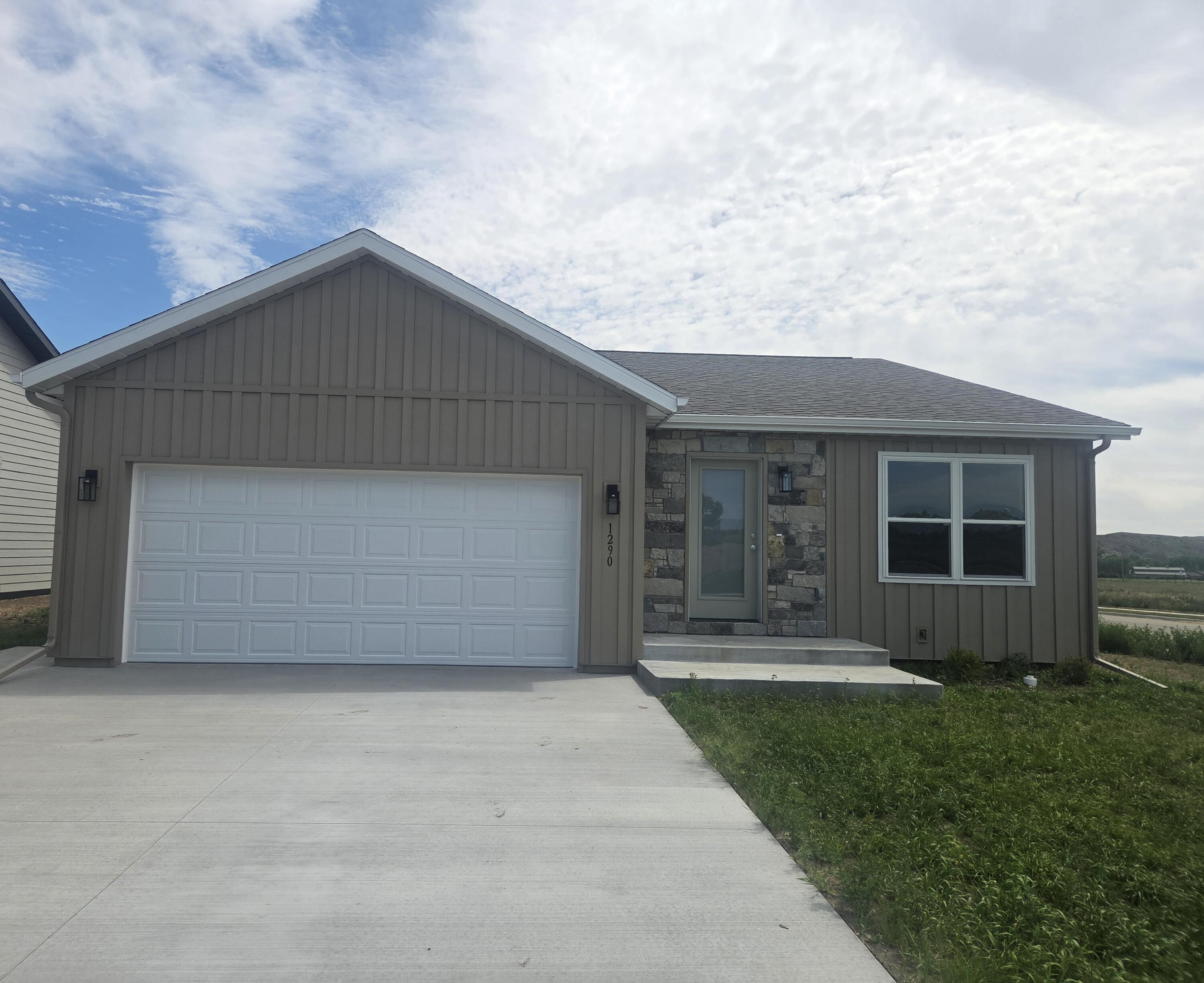 1290 Edelman Loop Sheridan, WY 82801 - Photo 1 of 16 1000016056