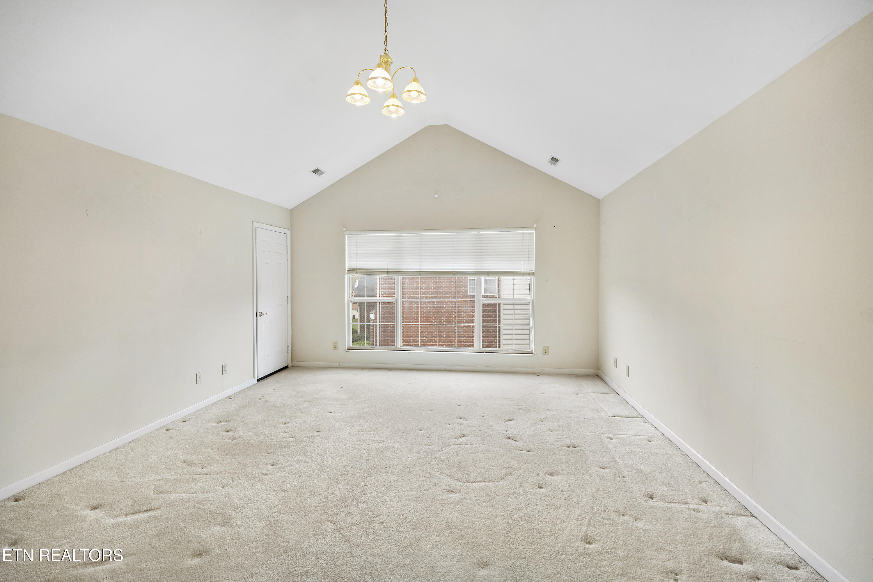 1249 Woodsboro Road Knoxville, TN 37922 - Photo 23 of 49 L40A3938