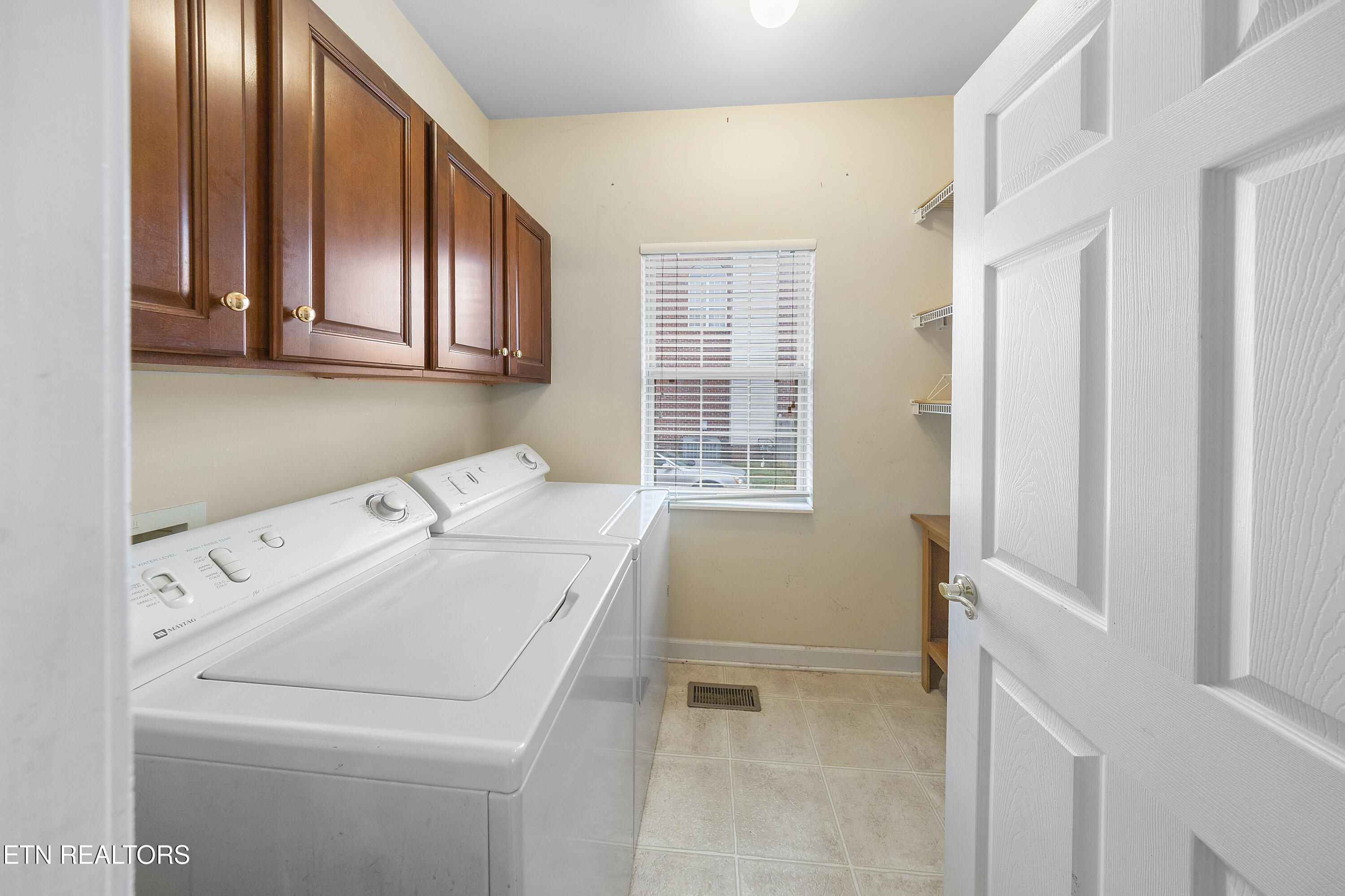 1249 Woodsboro Road Knoxville, TN 37922 - Photo 10 of 49 L40A3890