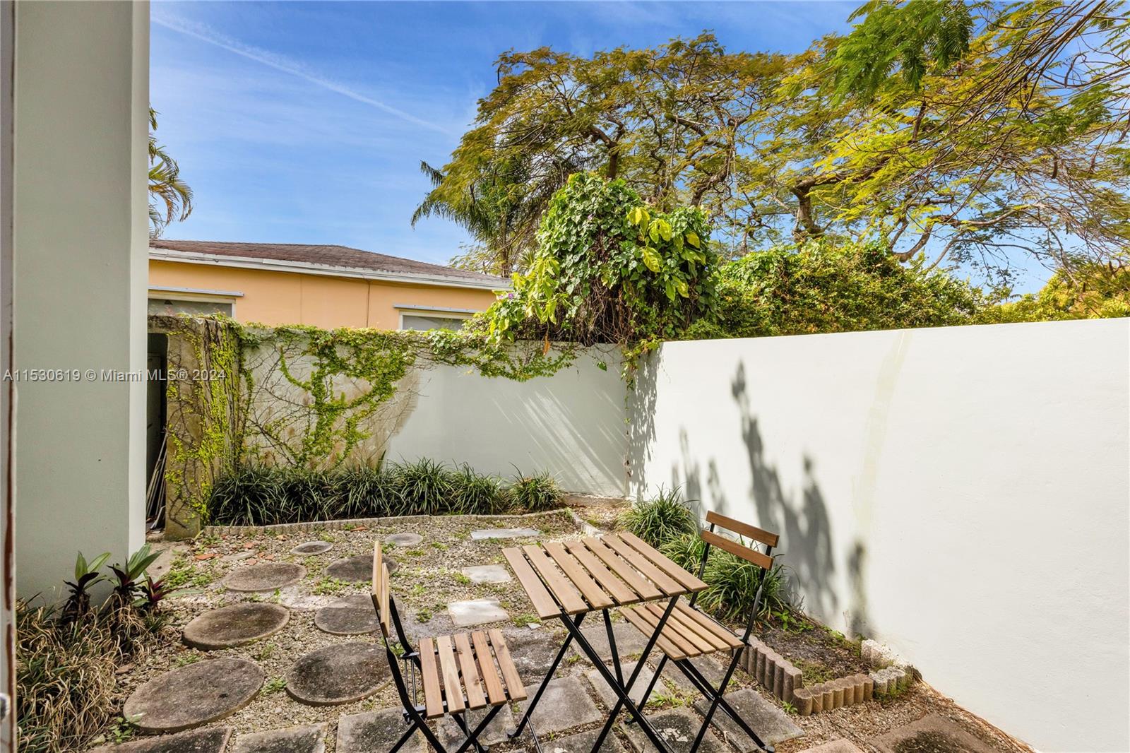 6520 Southwest 46th Street Miami, FL 33155 - Photo 5 of 40 a view of an outdoor space and a yard