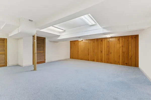 $1,875,000 | 216 Clent Road, Great Neck, NY 11021