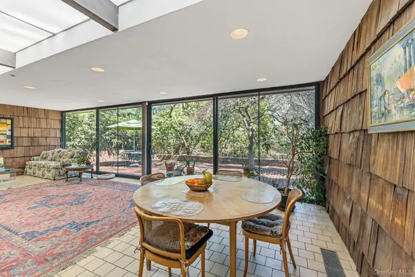 $1,875,000 | 216 Clent Road, Great Neck, NY 11021