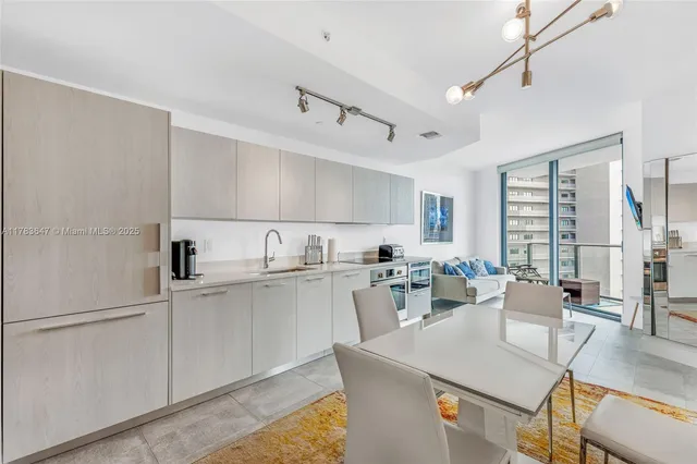 $3,400 | 501 Northeast 31st Street, Unit 3307, Miami, FL 33137