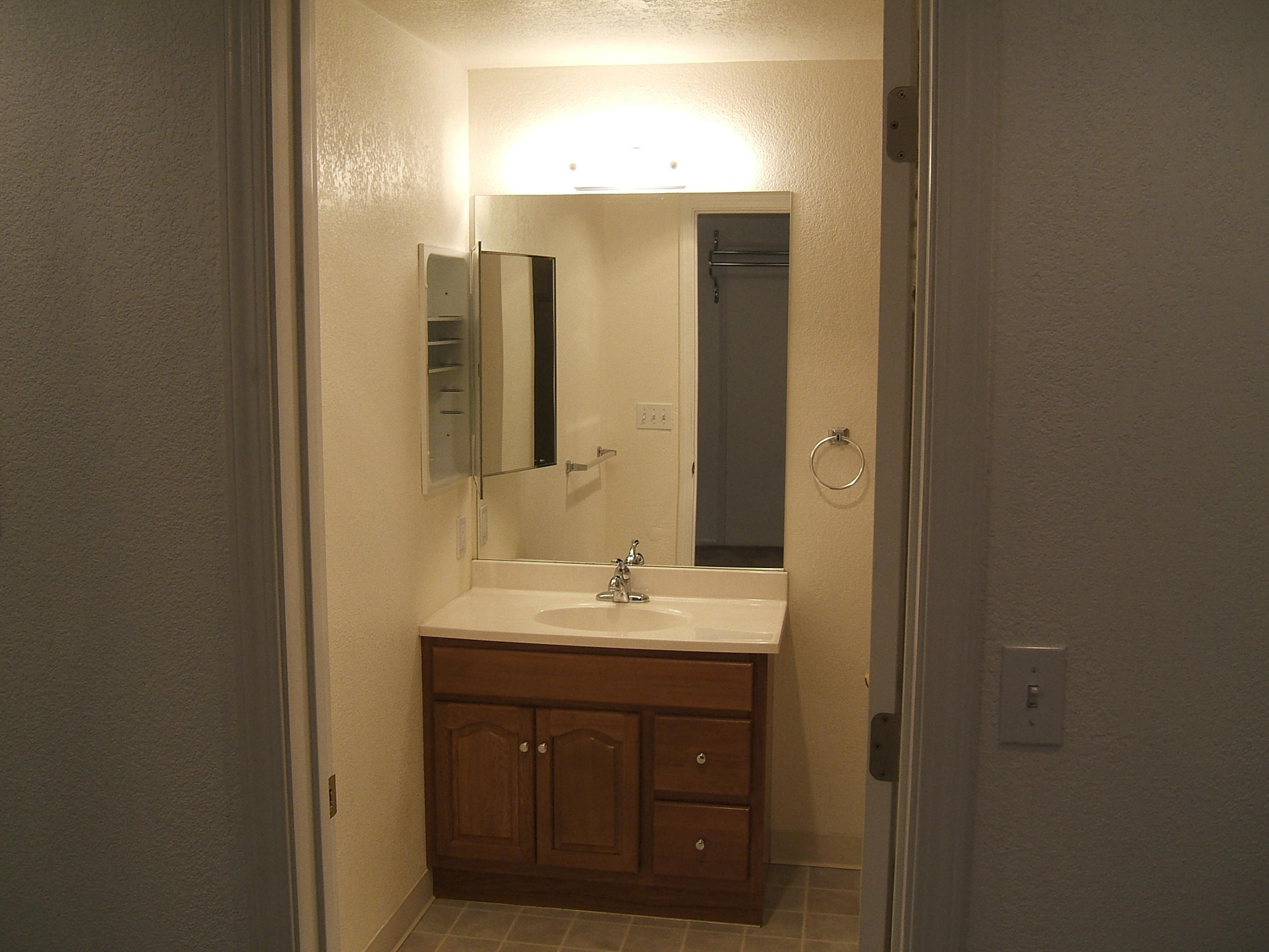 630 South 4th Street Central Point, OR 97502 - Photo 29 of 38 028