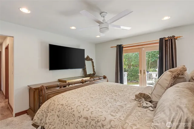 $789,500 | 121 Sterling Drive, Allyn, WA 98524