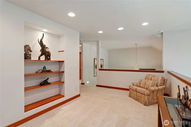 $789,500 | 121 Sterling Drive, Allyn, WA 98524