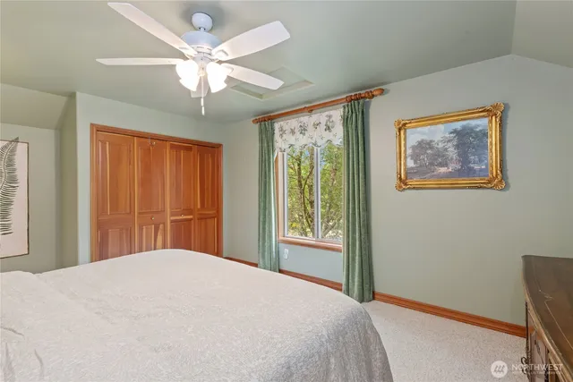 $789,500 | 121 Sterling Drive, Allyn, WA 98524