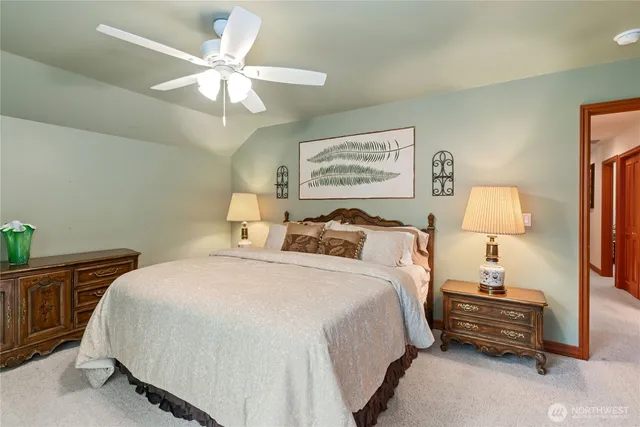 $789,500 | 121 Sterling Drive, Allyn, WA 98524