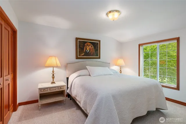 $789,500 | 121 Sterling Drive, Allyn, WA 98524