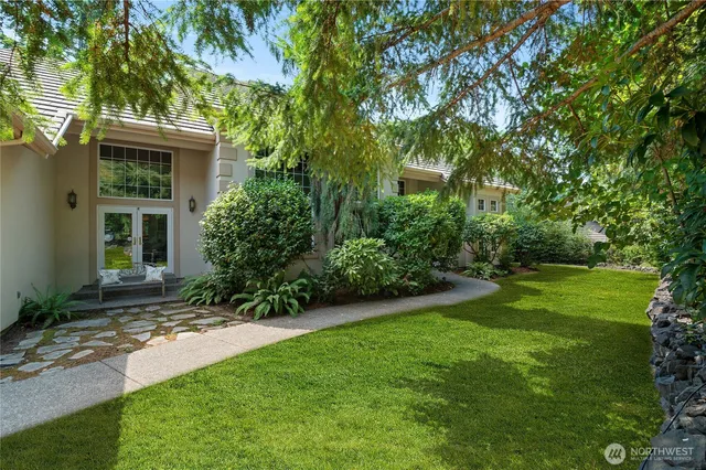 $789,500 | 121 Sterling Drive, Allyn, WA 98524