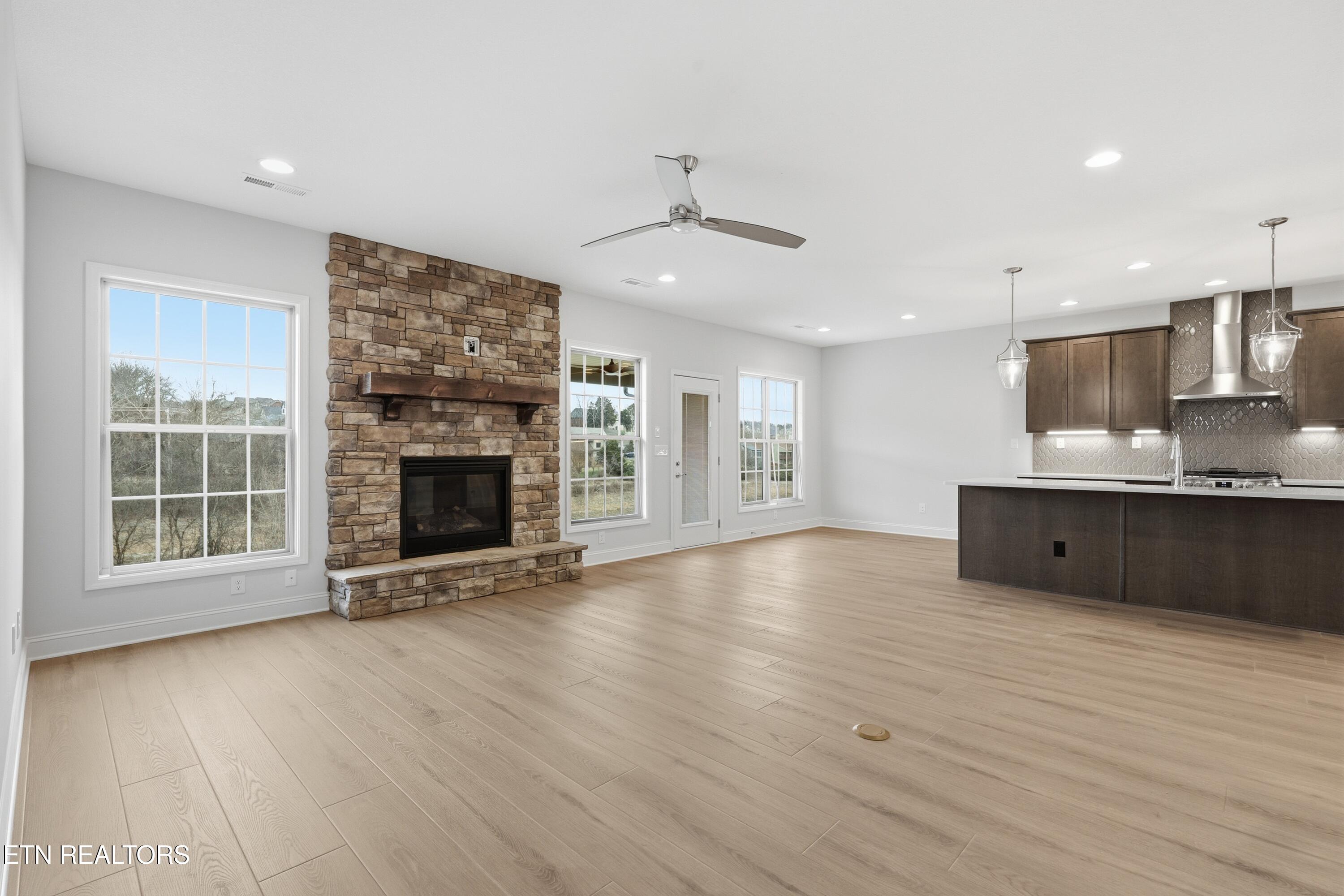 2040 Hickory Reserve Road Knoxville, TN 37932 - Photo 5 of 20 2040-4