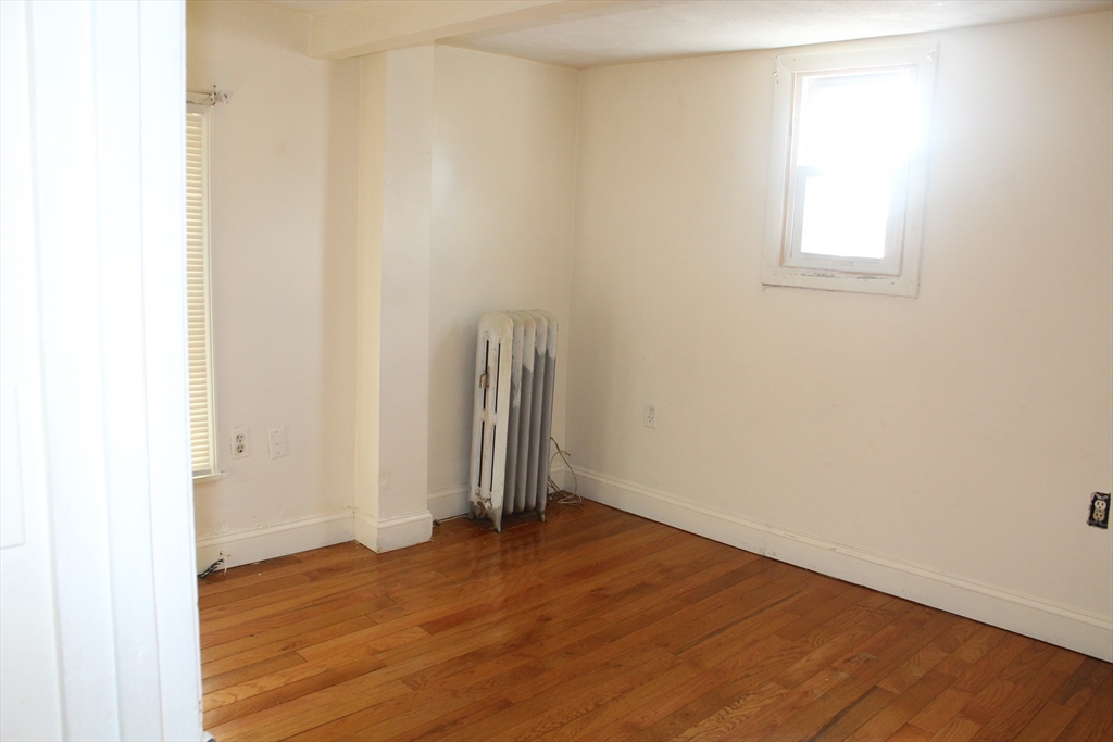 38 Fisk Avenue Somerville, MA 02145 - Photo 12 of 13