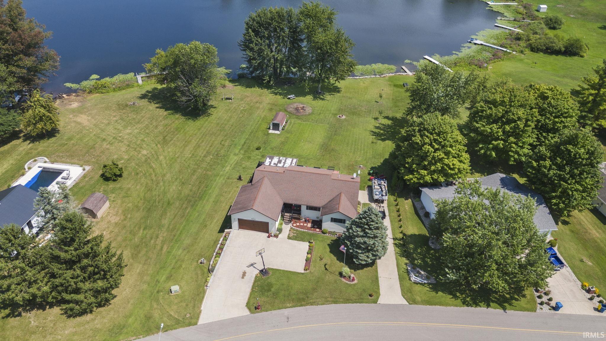 5010 Terry Lake Road Hamilton, IN 46742 - Photo 3 of 36