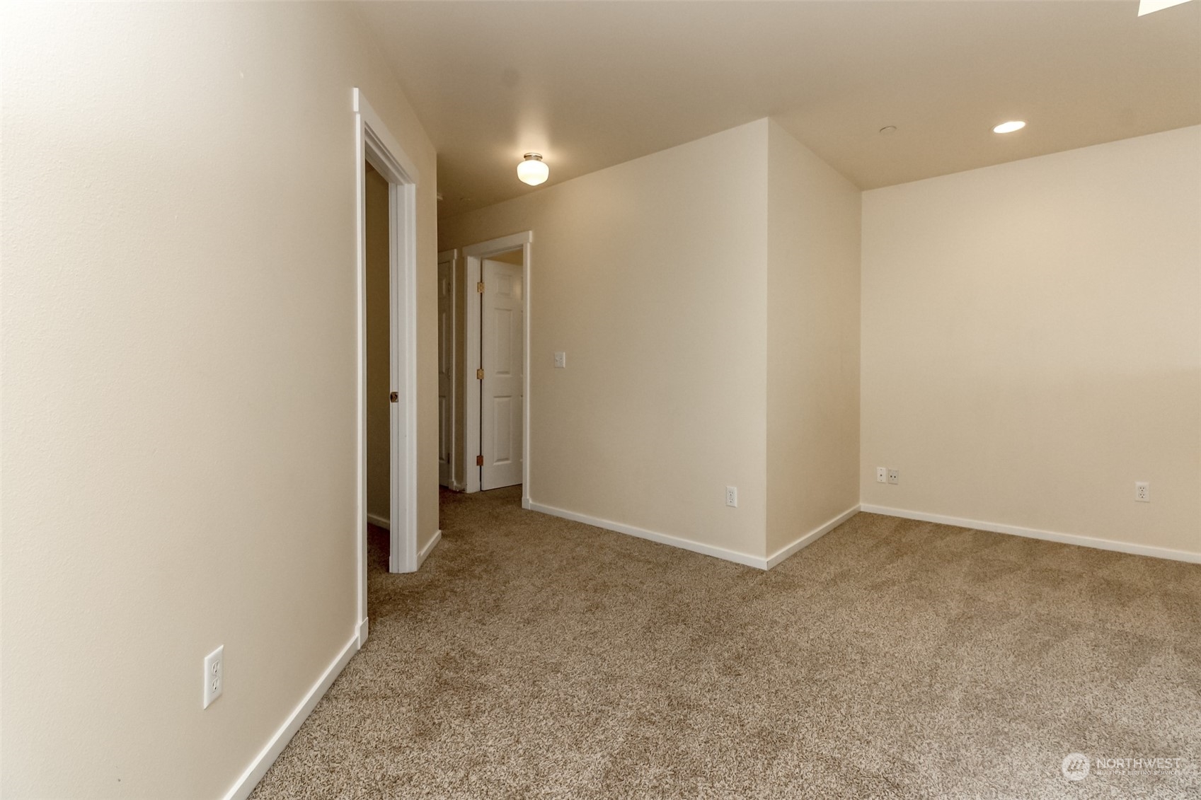 1416 Rooklidge Street DuPont, WA 98327 - Photo 12 of 26 Gallery Image 12
