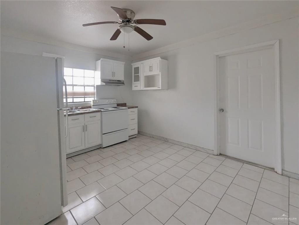 8014 North Lopez Street Rio Grande City, TX 78582 - Photo 13 of 28
