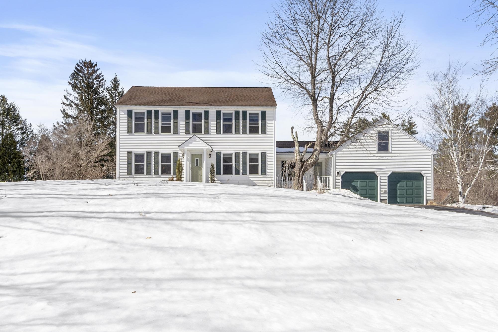 8 Rock N Pines Road Fremont, NH 03044 - Photo 2 of 60