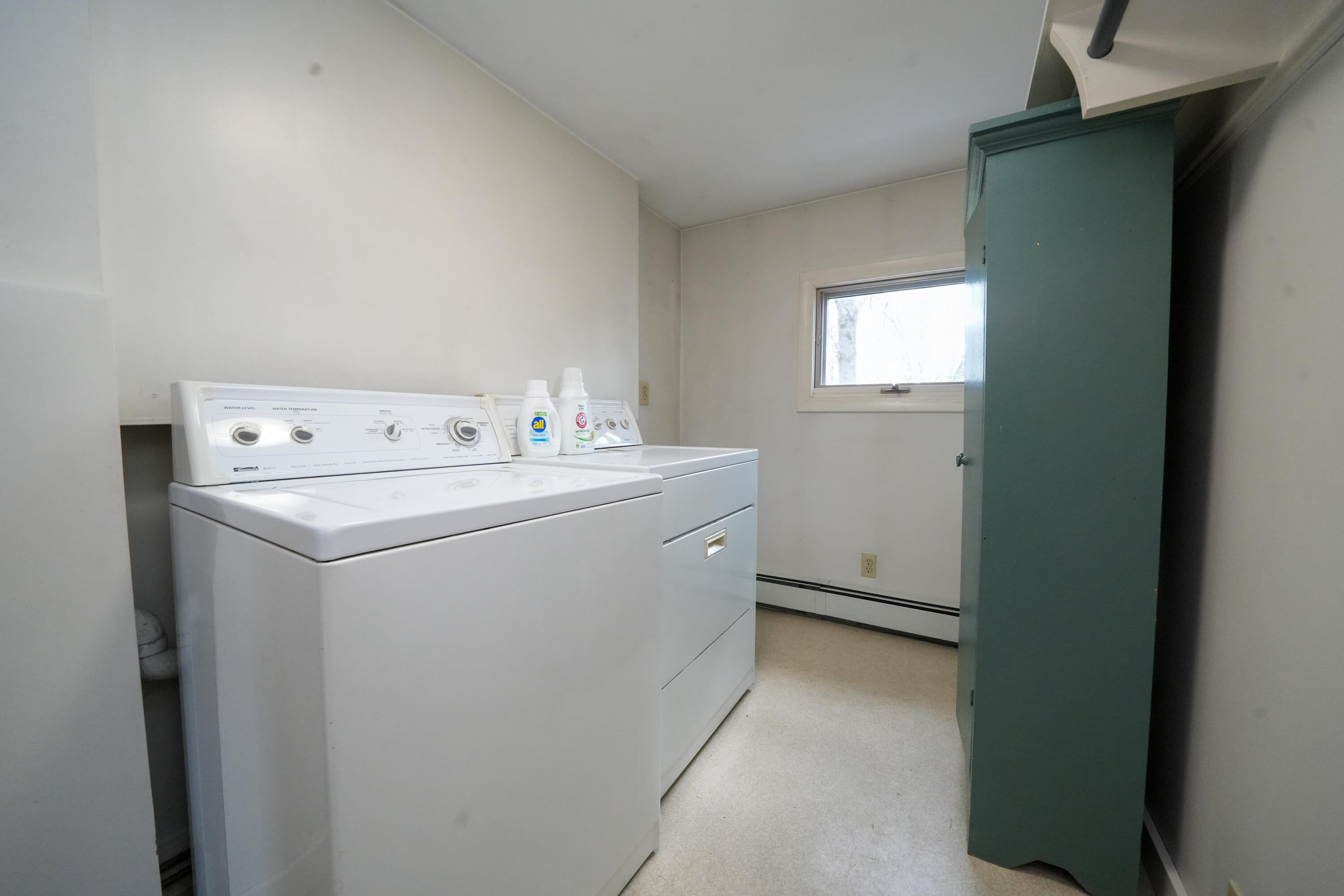59 Wing Street Bangor, ME 04401 - Photo 27 of 29 Laundry Room