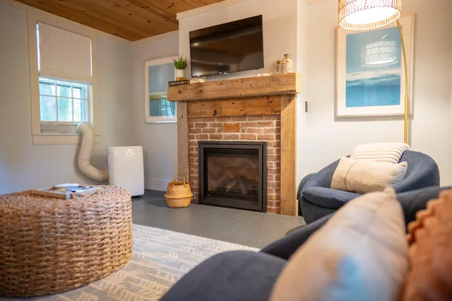 $619,000 | 1825 Main Street, West Barnstable, MA 02668