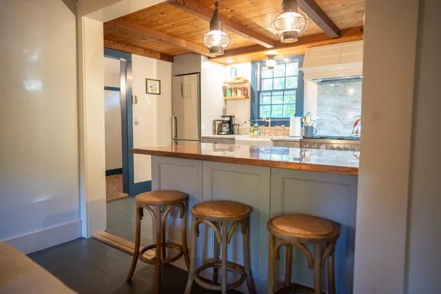 $619,000 | 1825 Main Street, West Barnstable, MA 02668