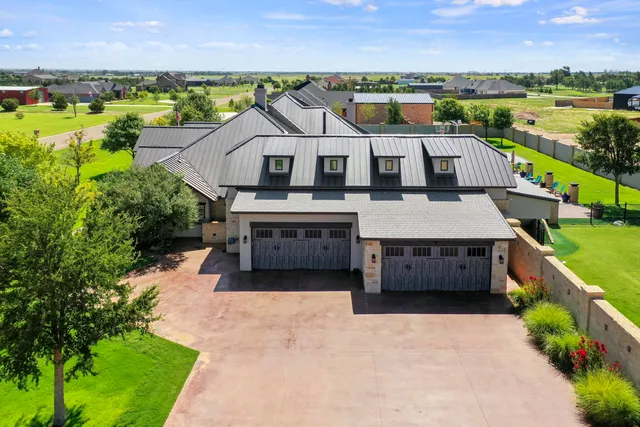 $1,800,000 | 8117 County Road 6220, Shallowater, TX 79363
