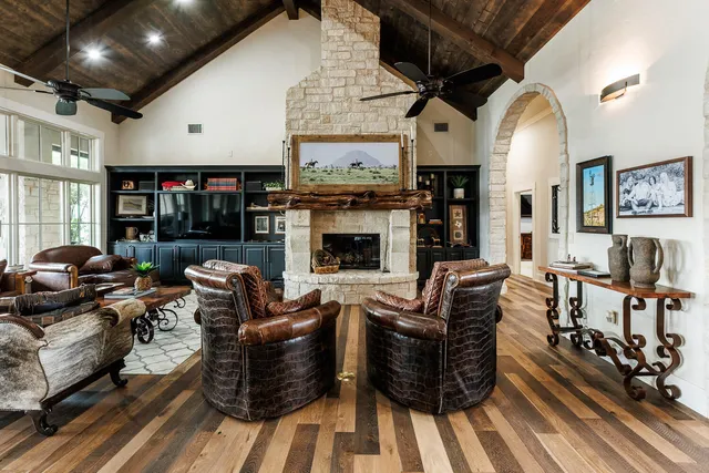 $1,800,000 | 8117 County Road 6220, Shallowater, TX 79363