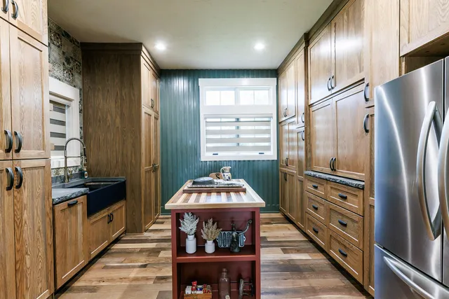 $1,800,000 | 8117 County Road 6220, Shallowater, TX 79363