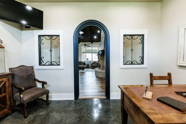 $1,800,000 | 8117 County Road 6220, Shallowater, TX 79363